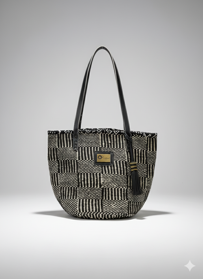 Monochrome Okapu Tote